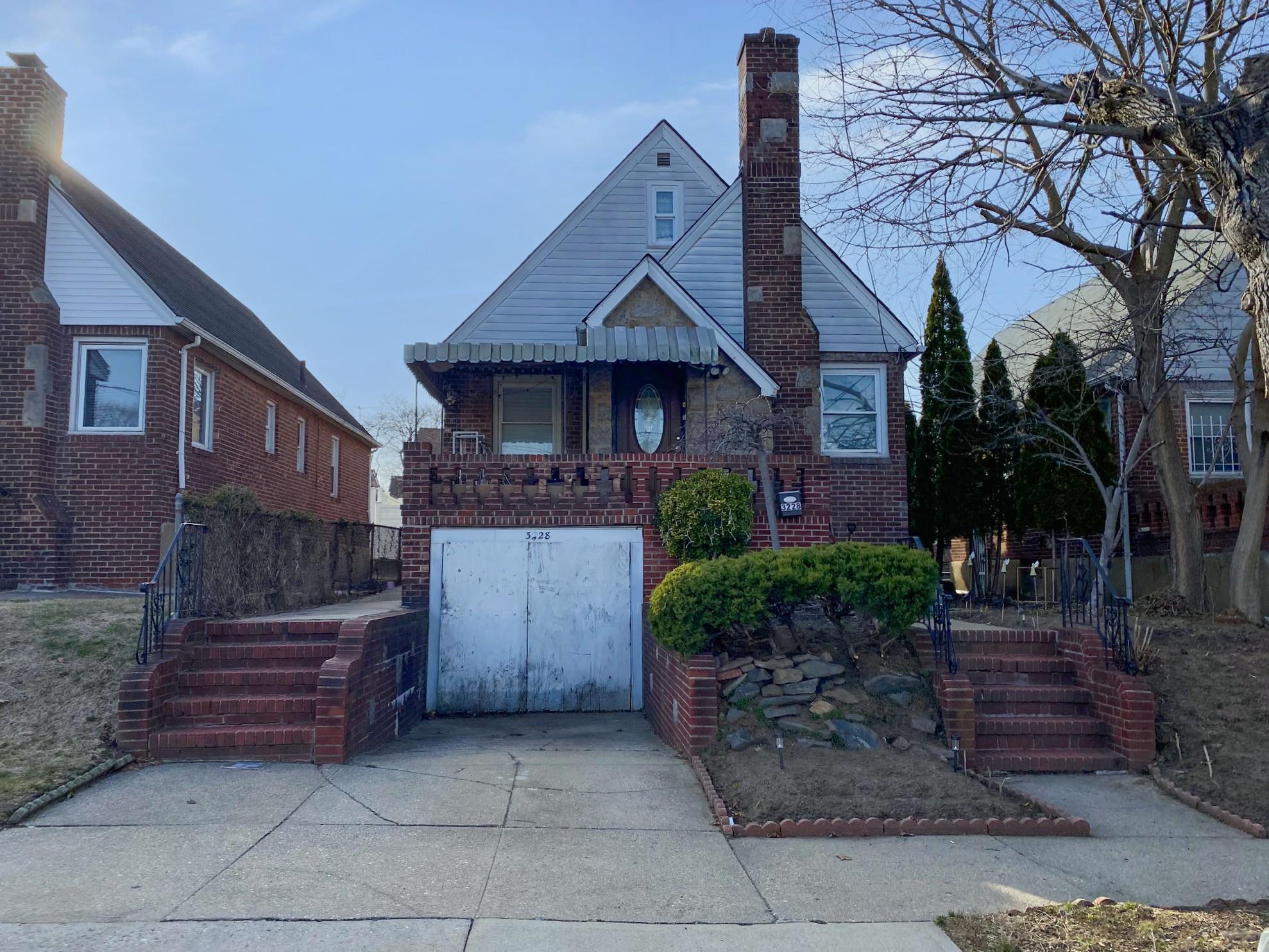 3228 Utopia Parkway, Flushing, New York image 1