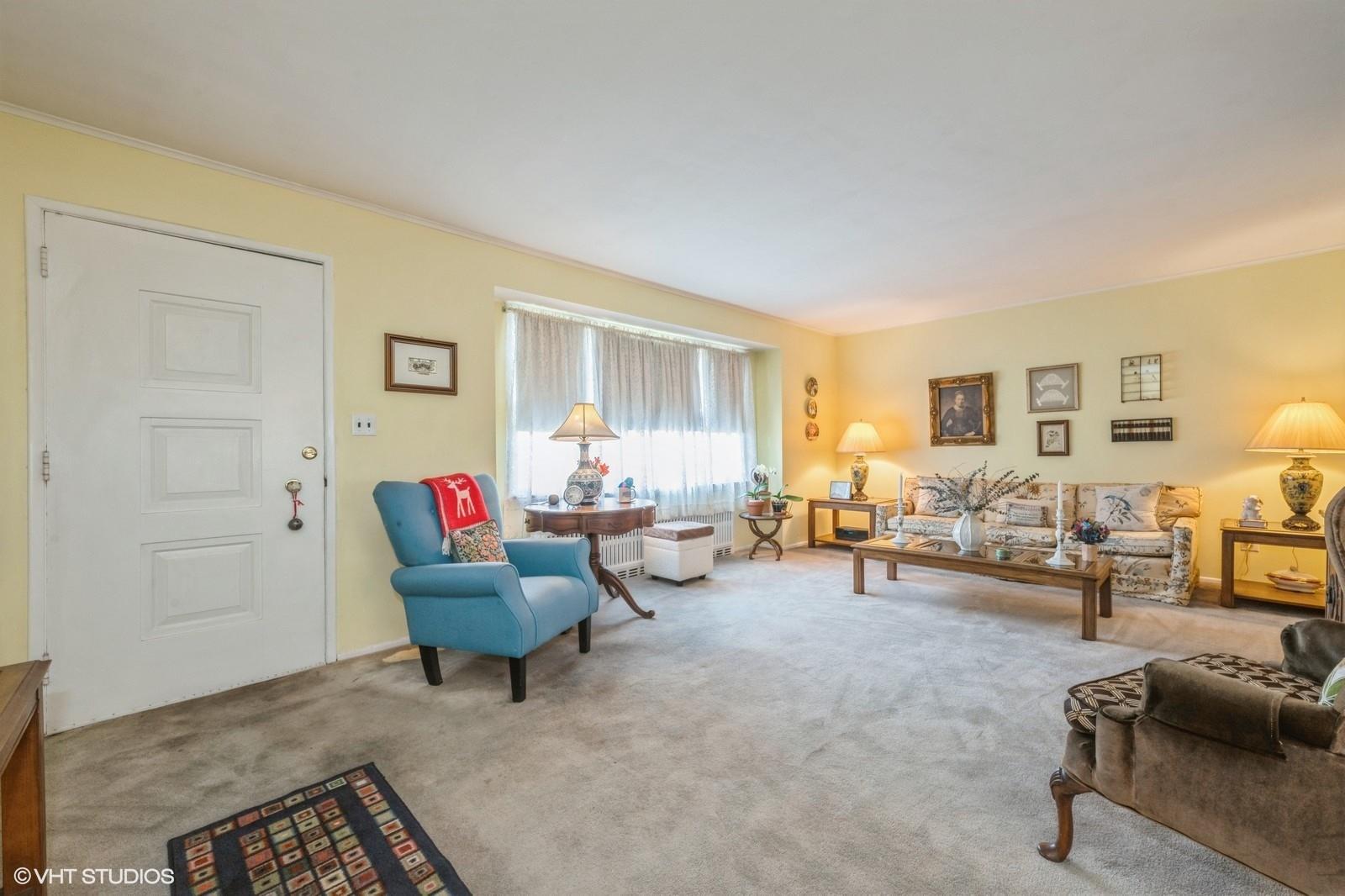 2957 Bellport Avenue, Wantagh, New York image 5