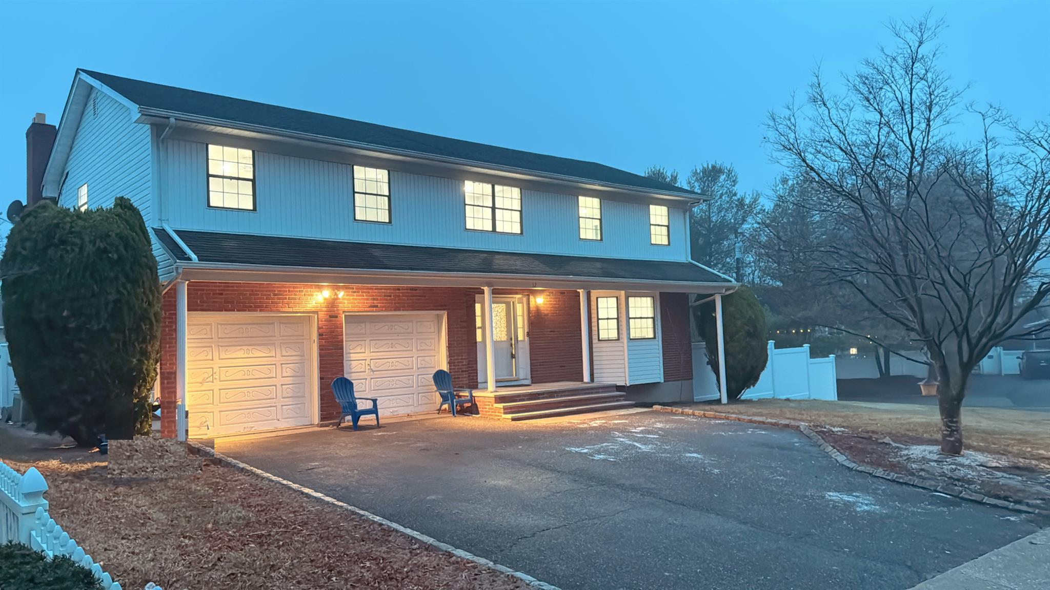 12 Battle Road, Old Bethpage, New York image 1