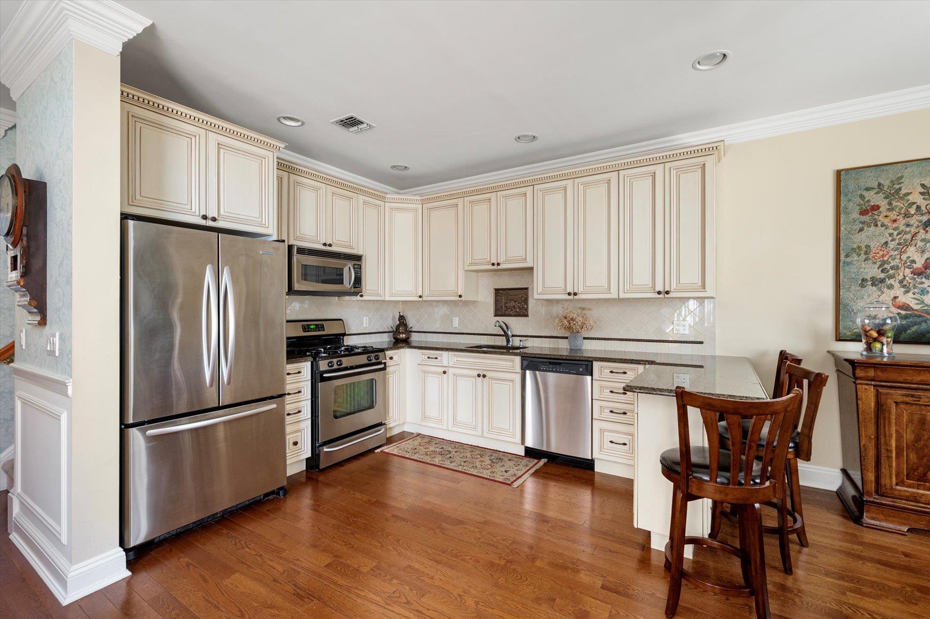 569 Bardini Drive, Melville, New York image 7