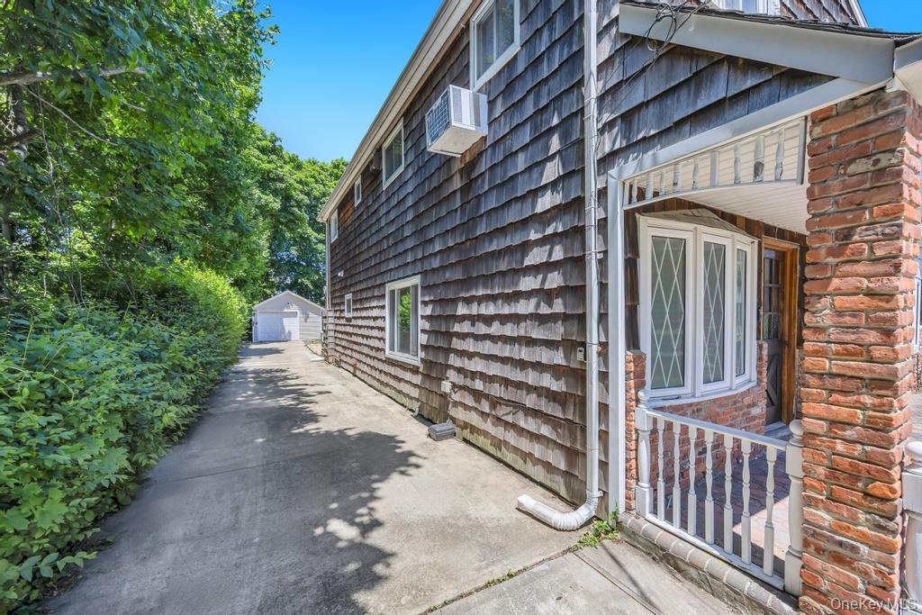 29 Pearsall Street
