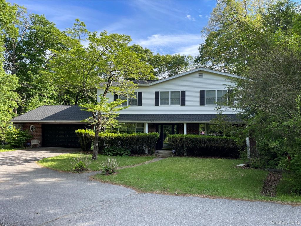 Photo of 2 Troy Place, Patterson, NY 12563 (MLS # 1005989)