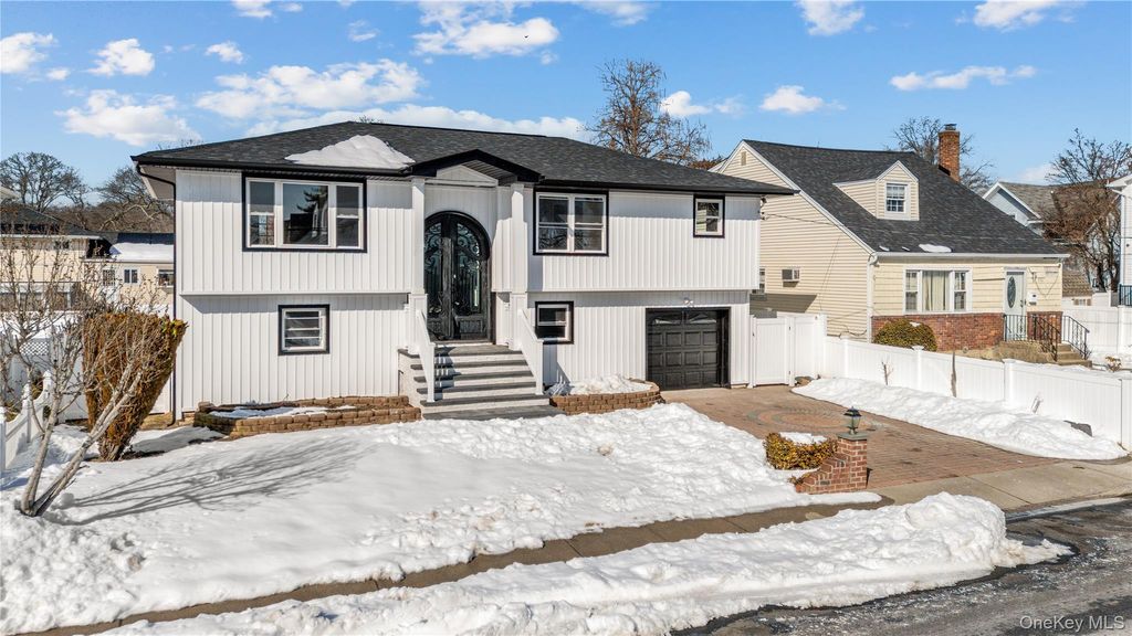 Photo of 480 Hopatcong Avenue, West Hempstead, NY 11552 (MLS # 965922)