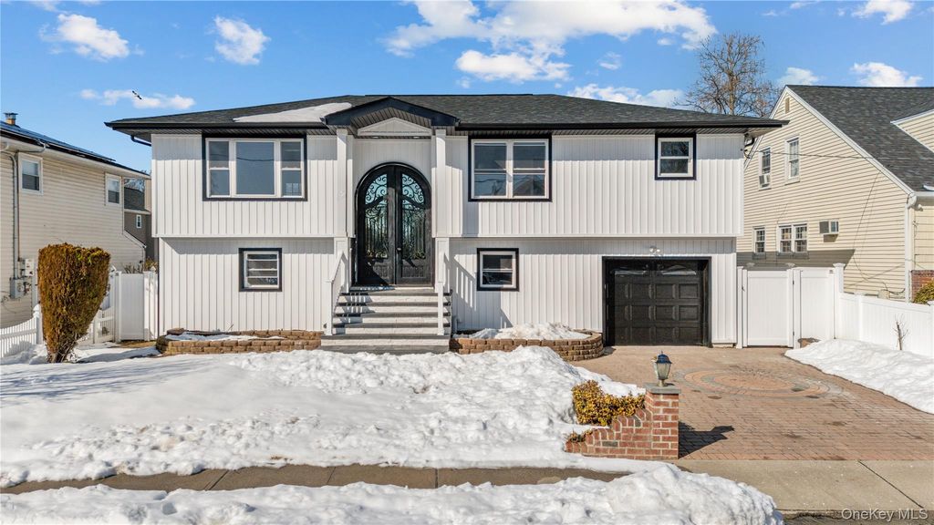 Photo of 480 Hopatcong Avenue, West Hempstead, NY 11552 (MLS # 965922)