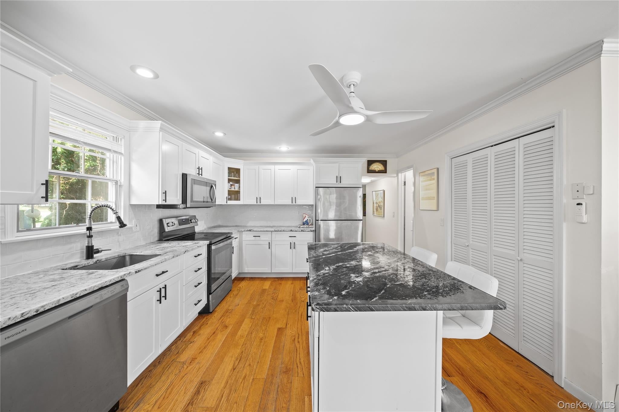 70 Middle Pond Road 22