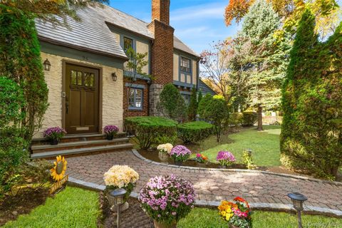 94 Parkway E Mount Vernon NY 10552