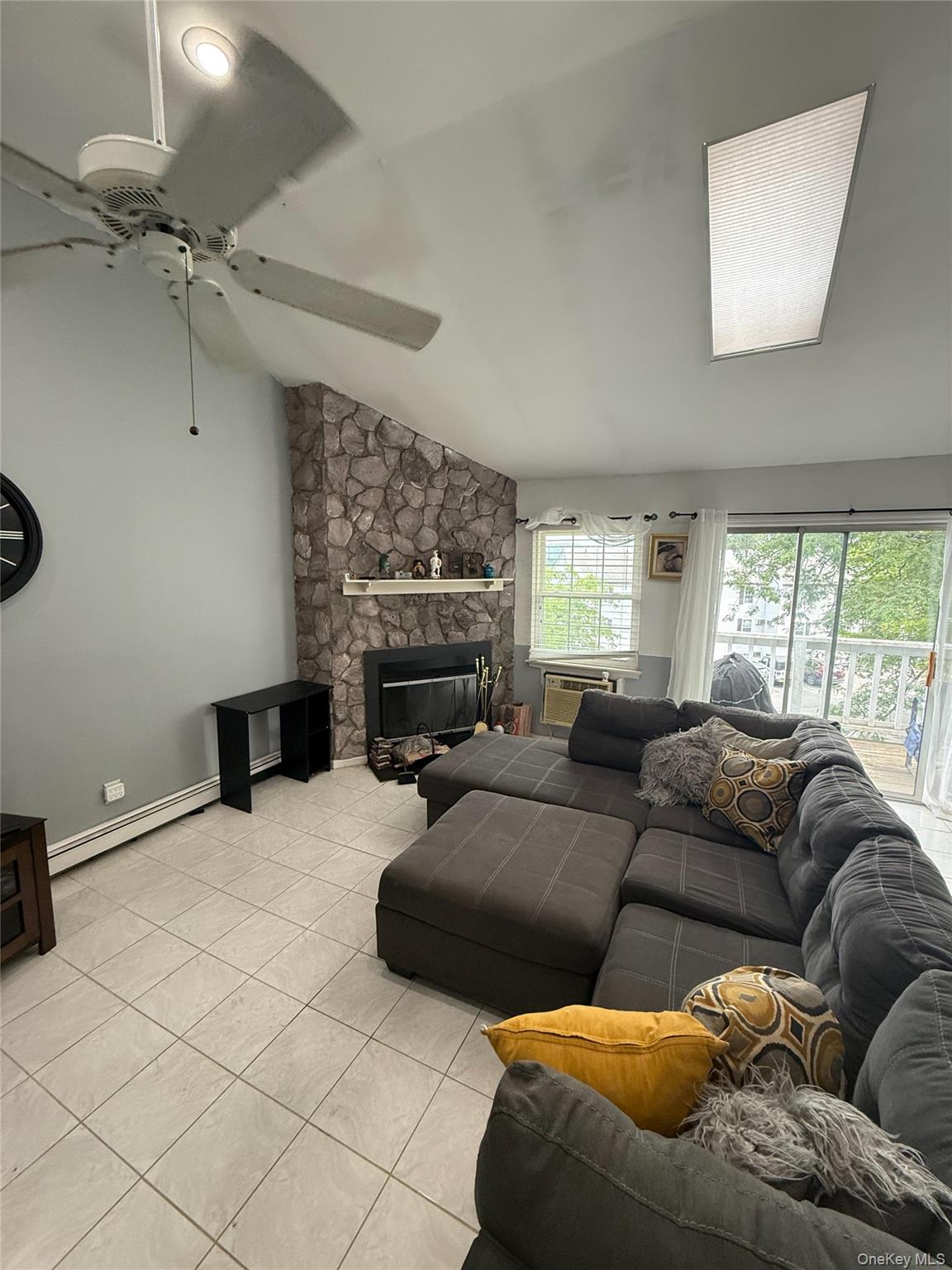 8 Lexington Hill Road 6
