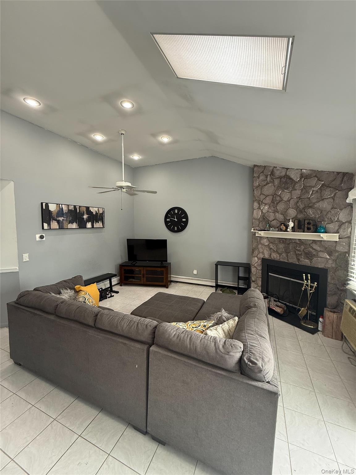 8 Lexington Hill Road 6