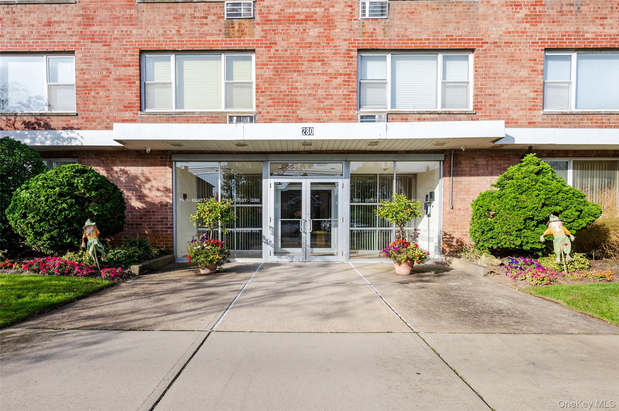 280 Guy Lombardo Avenue 2H