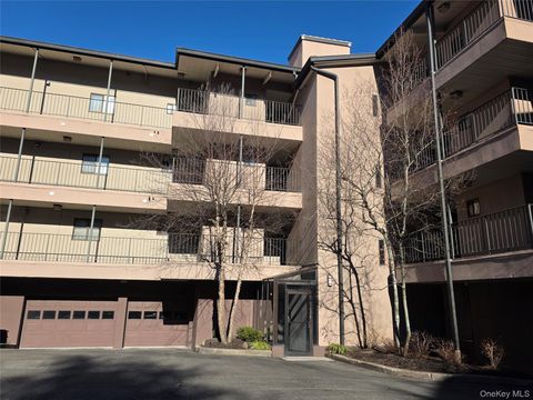 Condo For Sale - 2 Park Place #B1B<br/> Newburgh, NY 12550