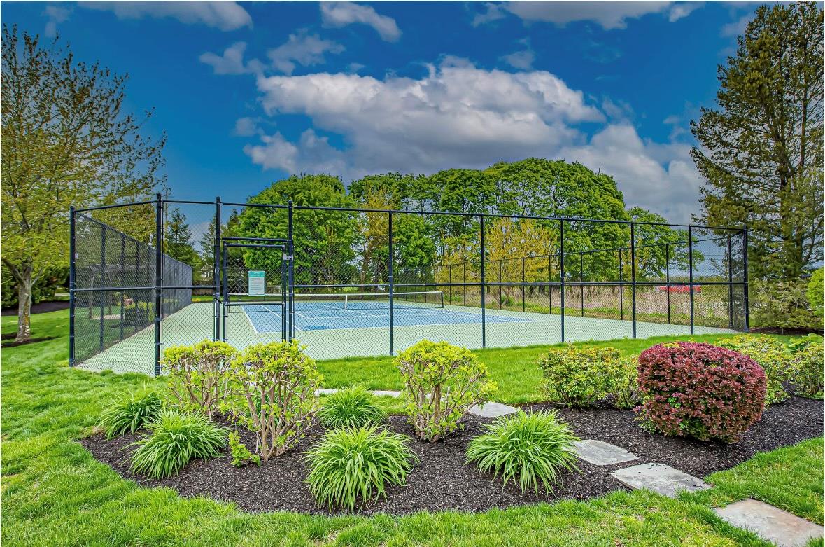 64 Wake-robin Lane, Aquebogue, New York image 39