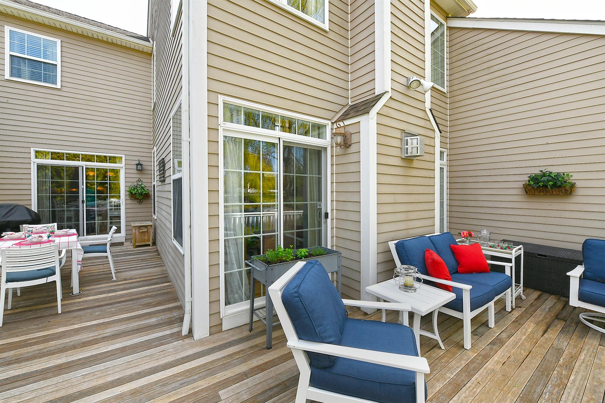 64 Wake-robin Lane, Aquebogue, New York image 33