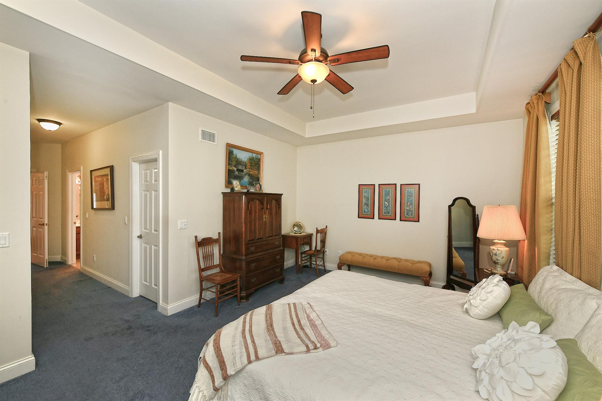 64 Wake-robin Lane, Aquebogue, New York image 23