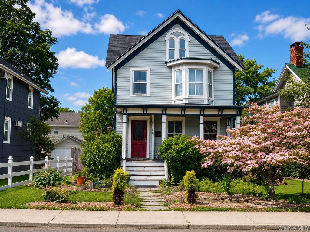 Photo of 186 Main Street, Cornwall, NY 12518 (MLS # 1000669)