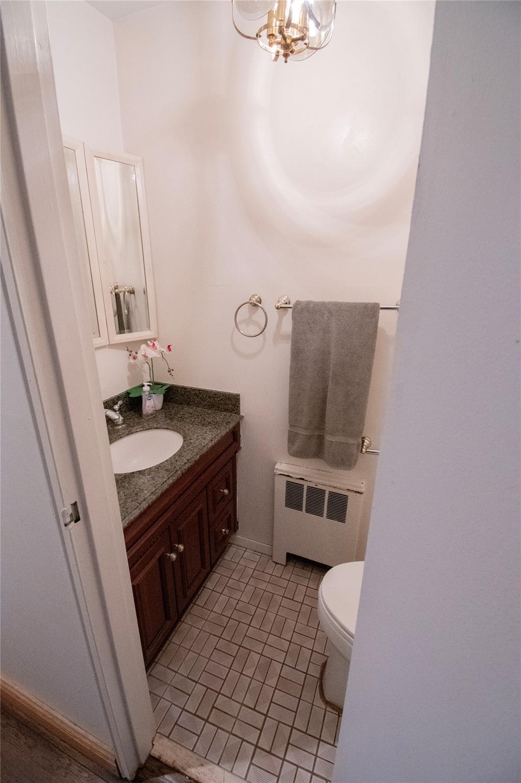752 Bonnie Drive, Baldwin, New York image 11