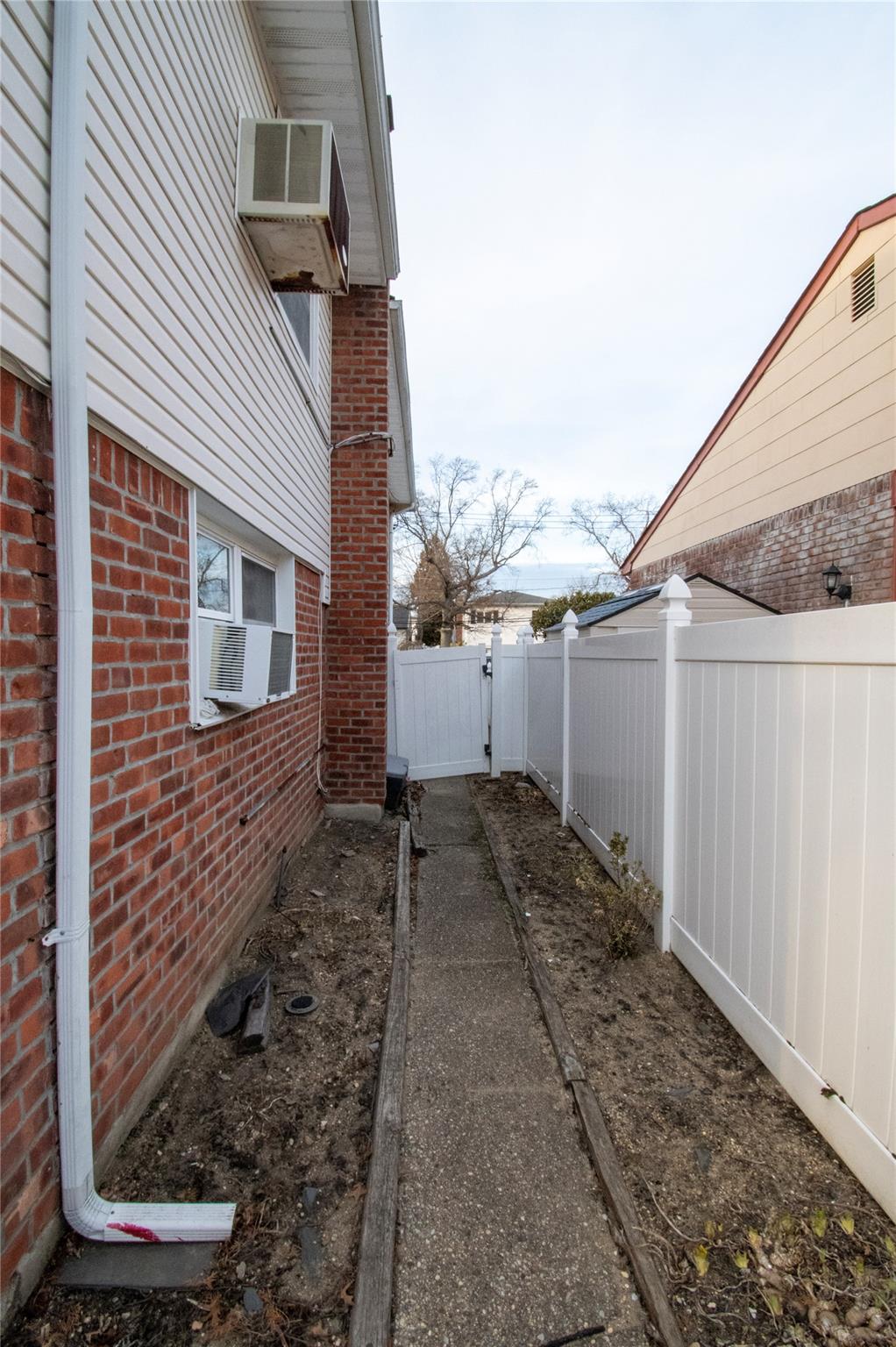 752 Bonnie Drive, Baldwin, New York image 39