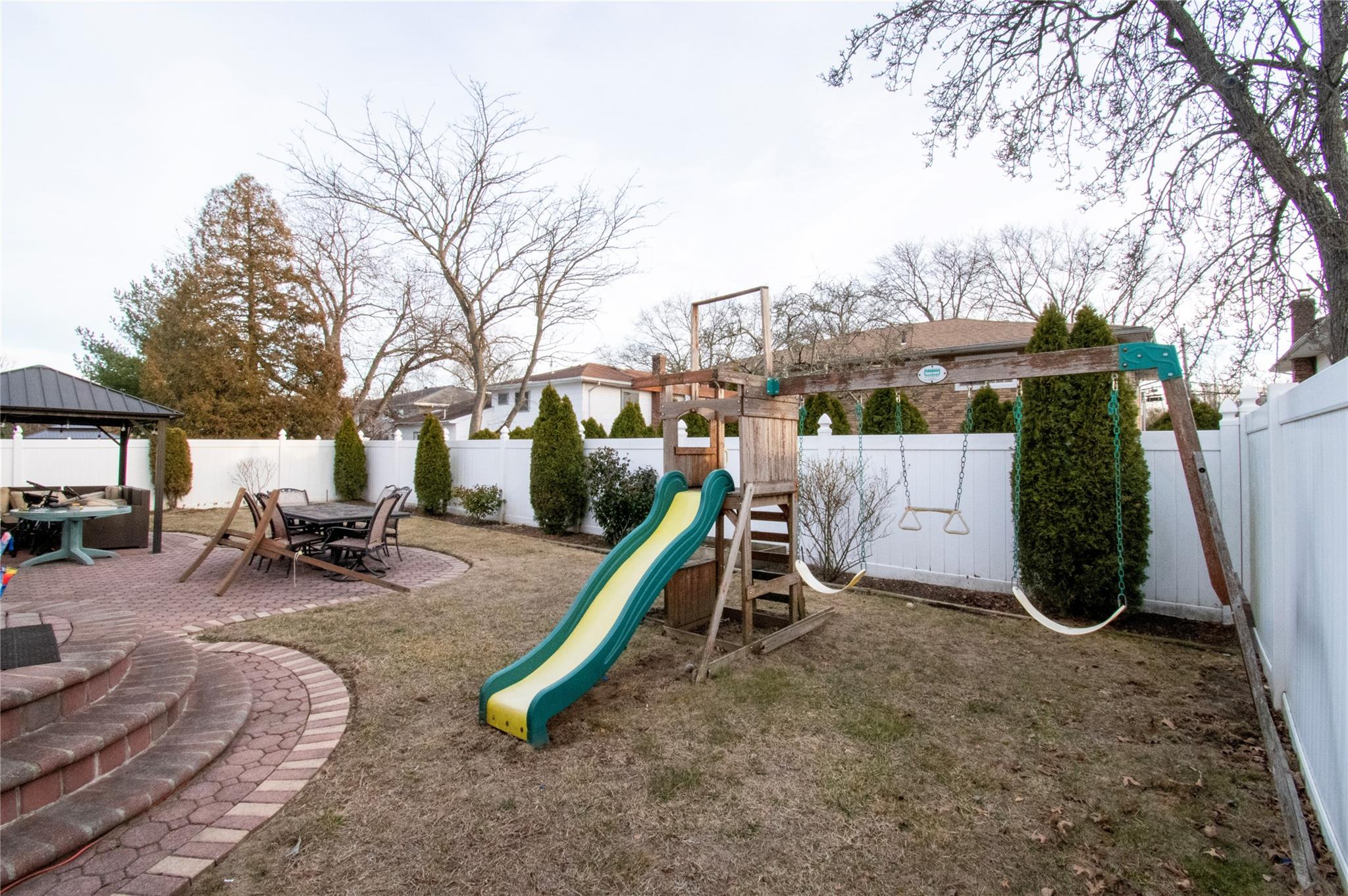 752 Bonnie Drive, Baldwin, New York image 40