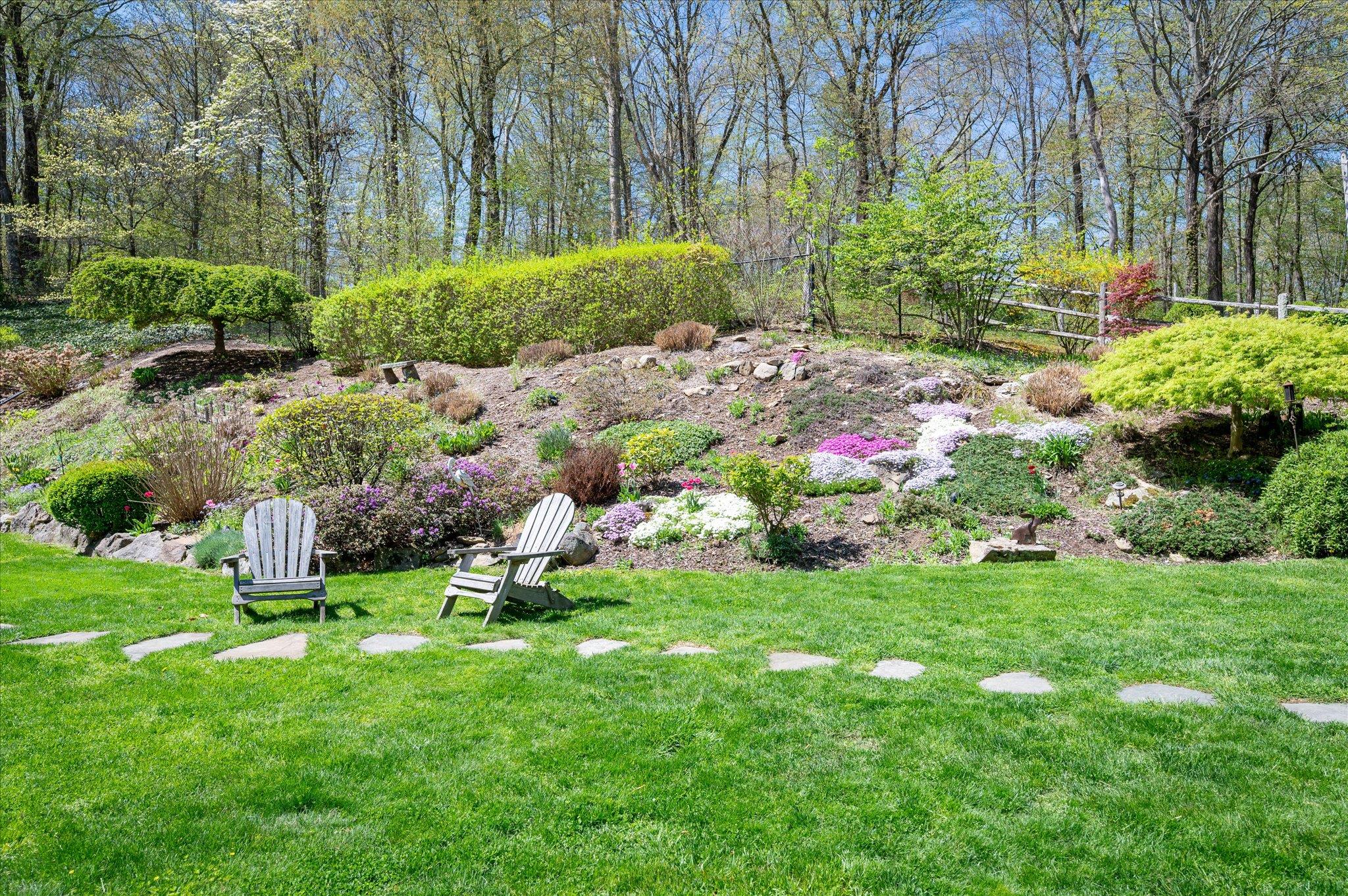 35 Boutonville Road, South Salem, New York image 39