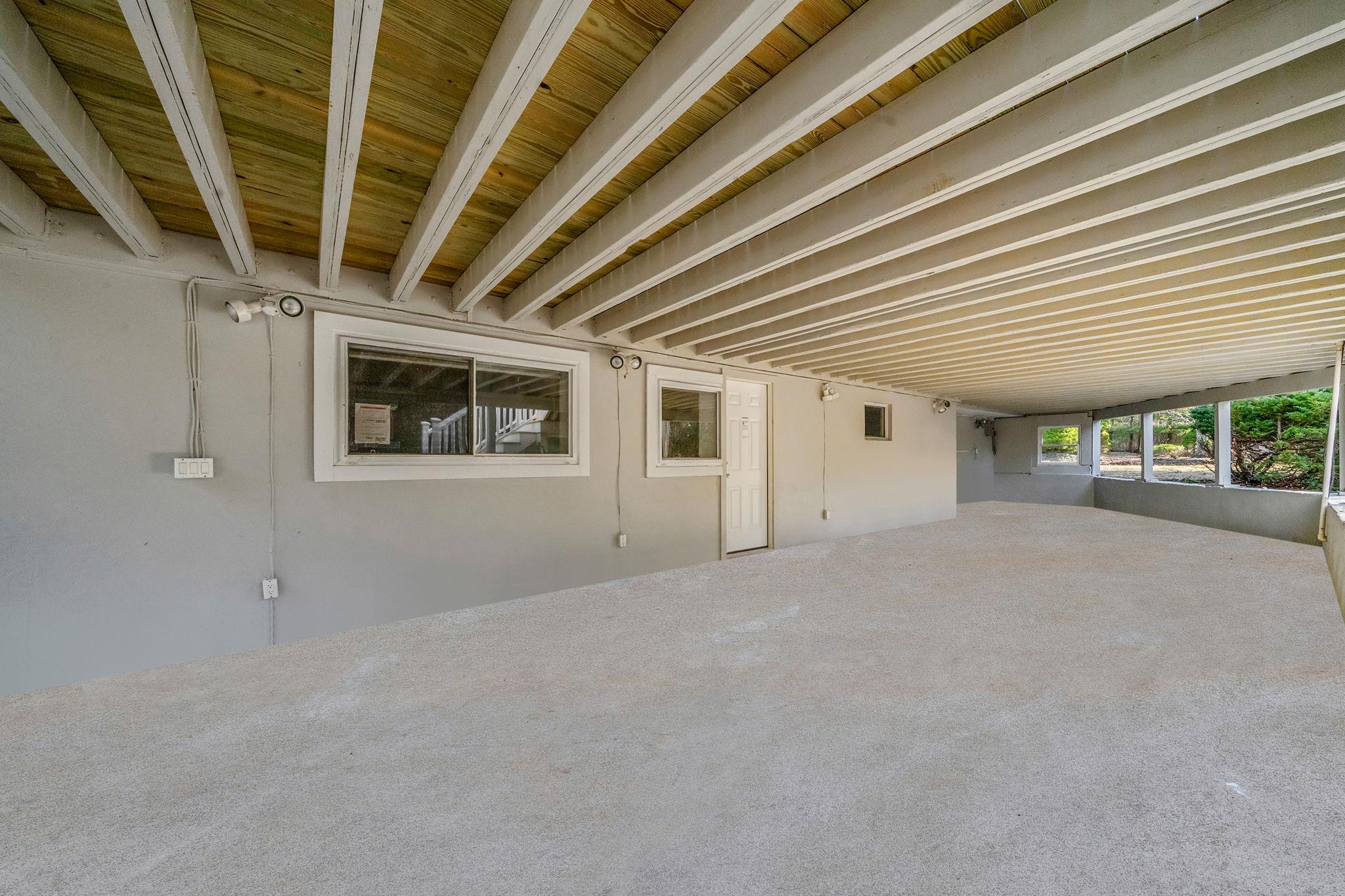 23 Red Creek Circle, Hampton Bays, New York image 6