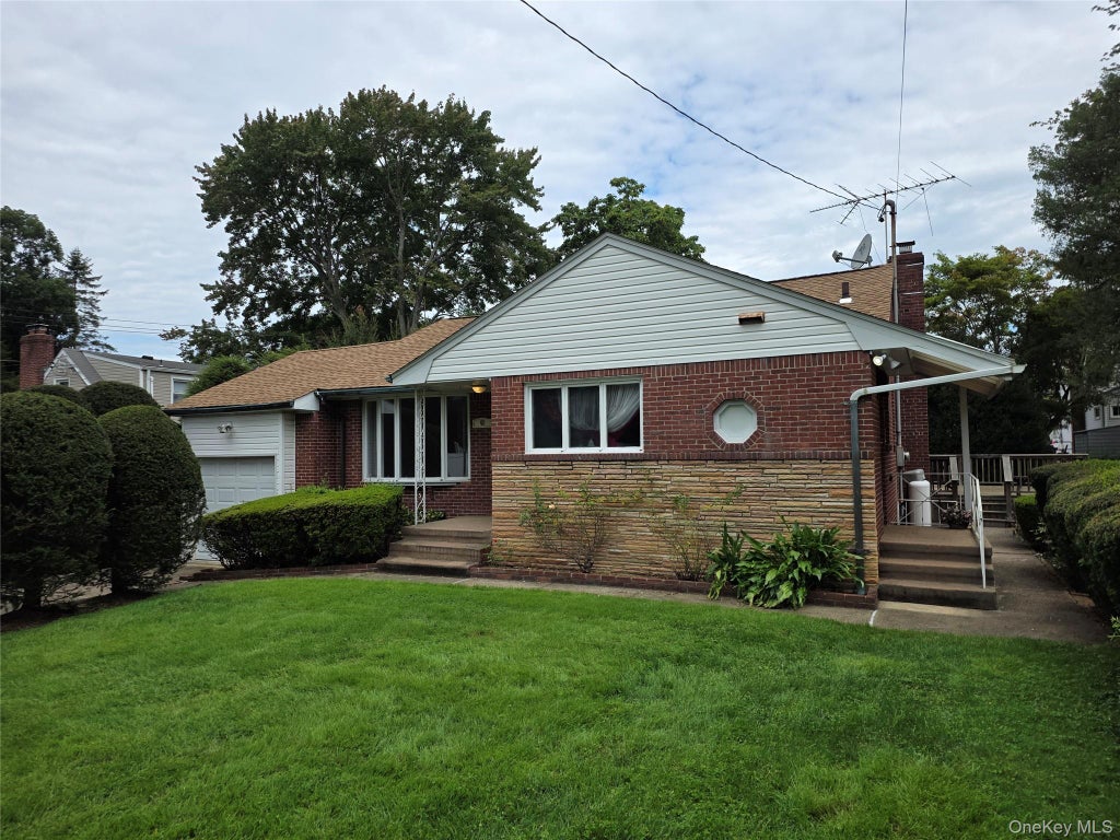 Photo of 42 Sheridan Street, Huntington, NY 11743 (MLS # 1045146)