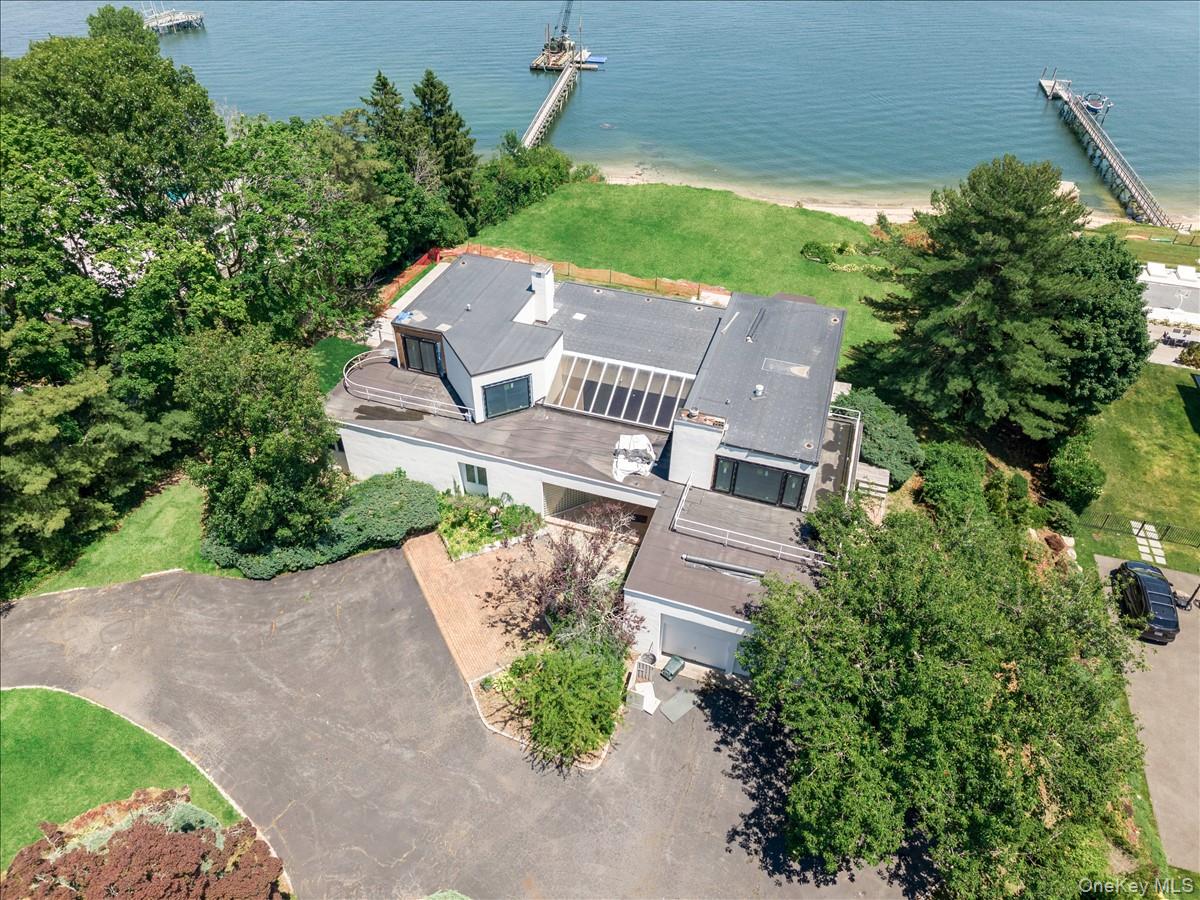 2 Todd Drive