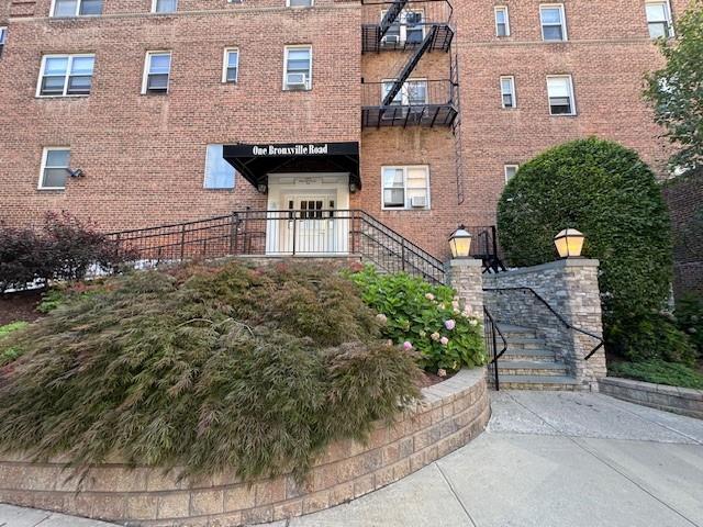 1 Bronxville Road 6C