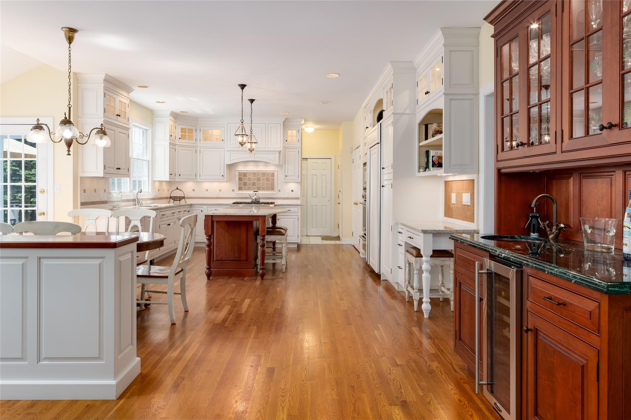 8 Paddock Road, White Plains, New York image 8