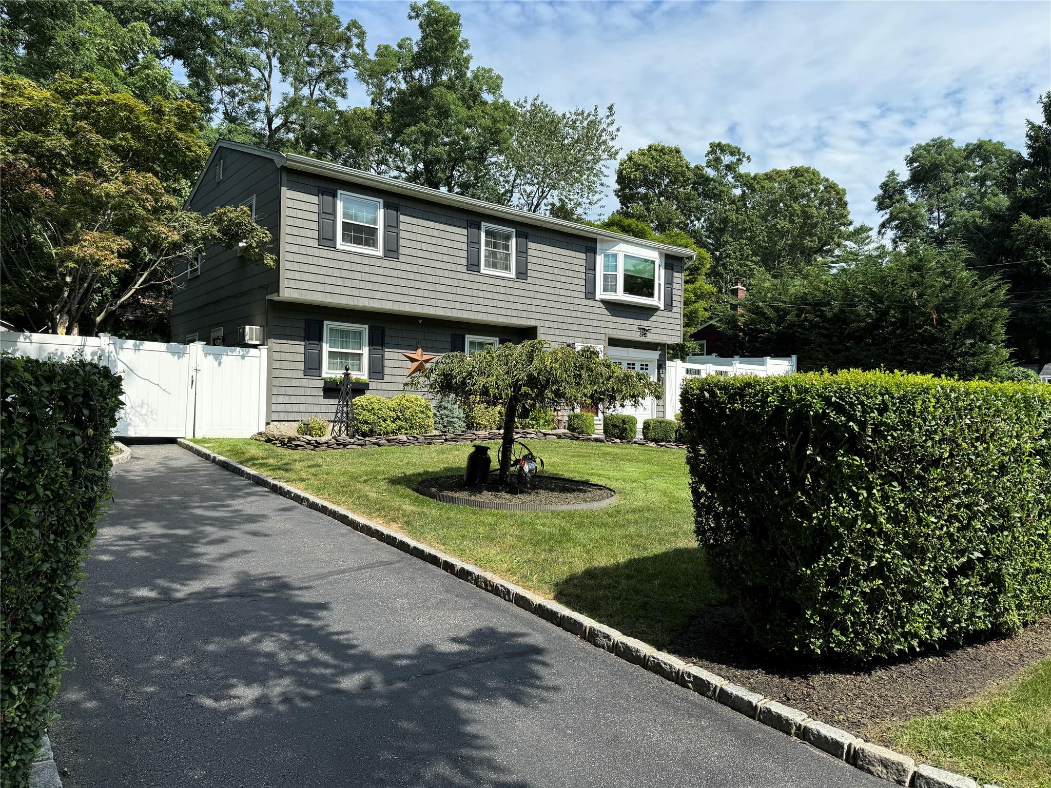 16 Maple Road Rd, Wading River, New York image 2