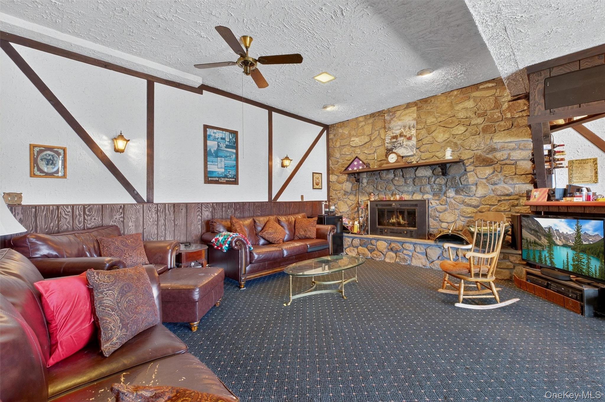 Carmel, New York 10512, United States, 3 Bedrooms Bedrooms, ,5 BathroomsBathrooms,Residential,Coming Soon,231036