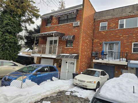 Multifamily For Rent - 1792 Lacombe Avenue #2 2ND FLOOR<br/> Bronx, NY 10473