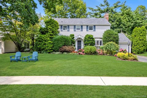 19 Concord Road Port Washington NY 11050