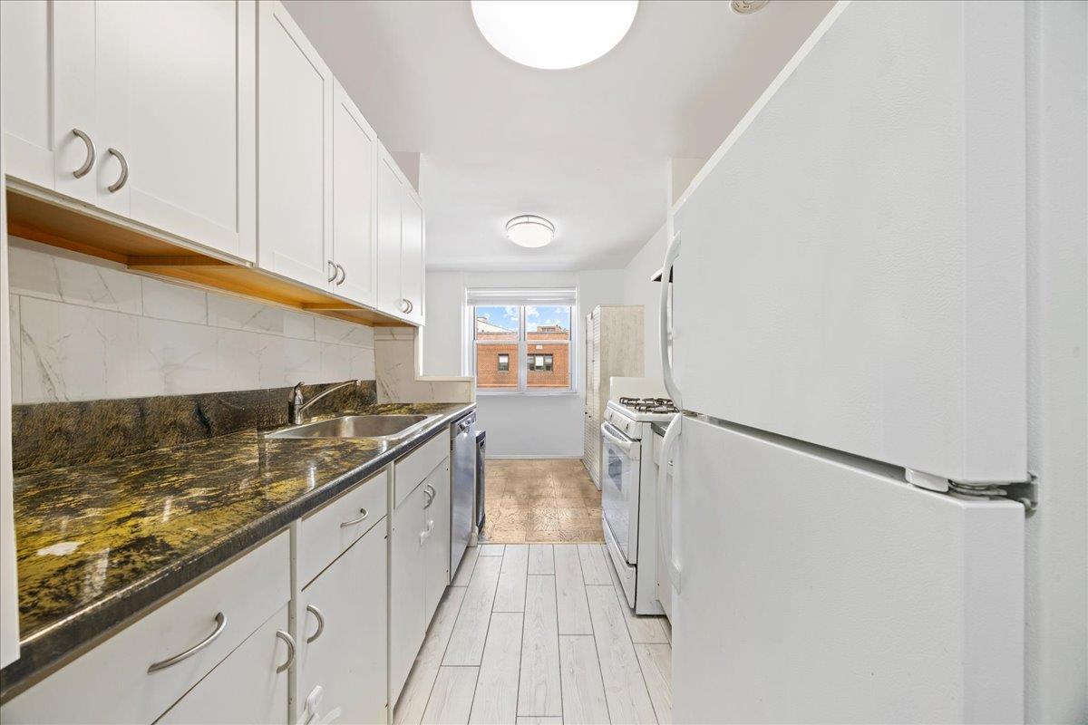 16 Lake Street #7B, White Plains, New York image 11