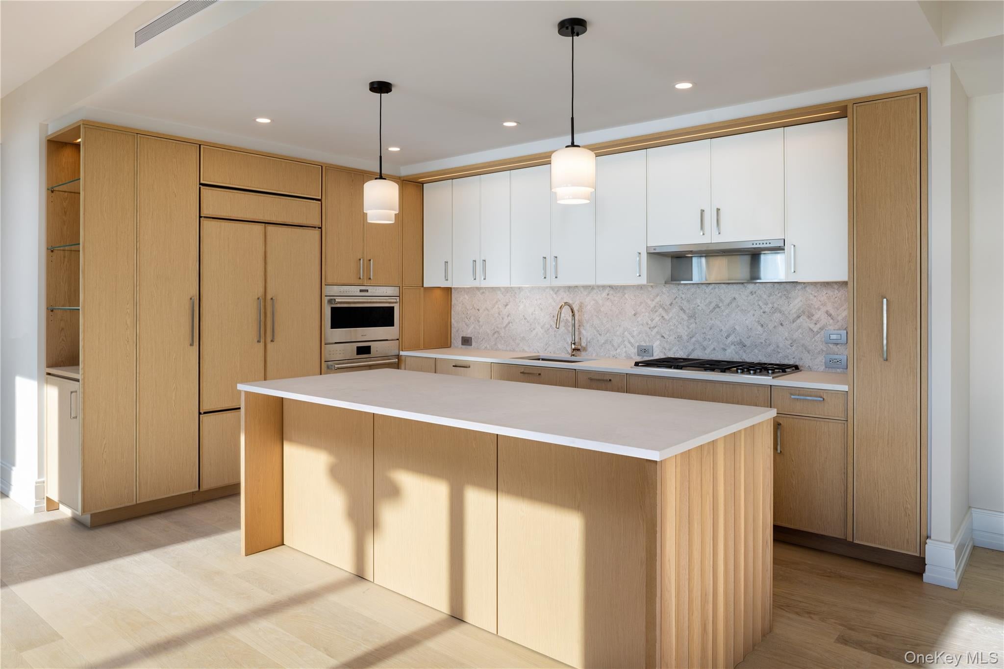 4 Lighthouse Landing 305