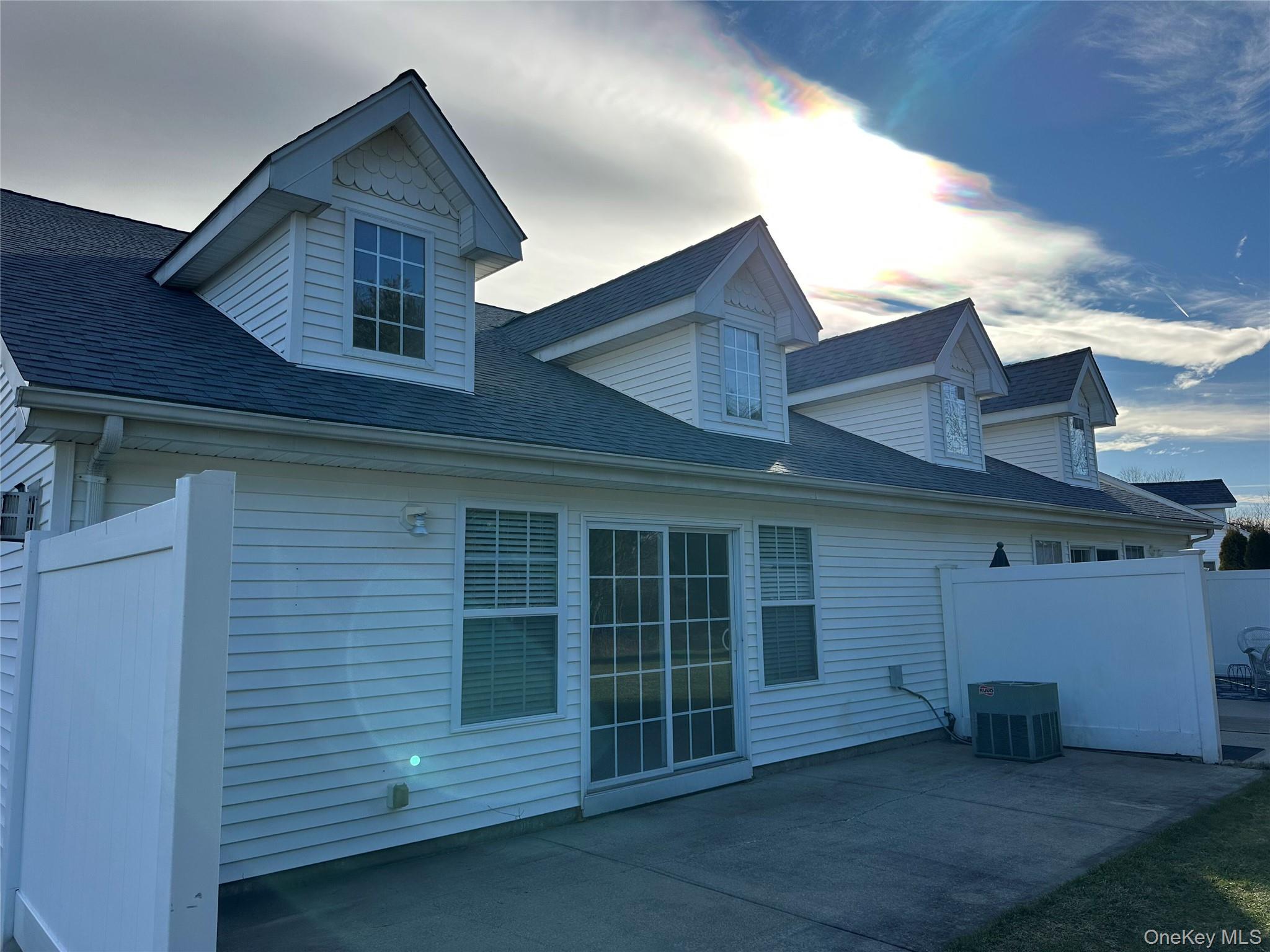 47 Summerfield Lane N