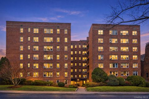 Homes For Sale - 30 N Broadway #5H<br/> White Plains, NY 10601