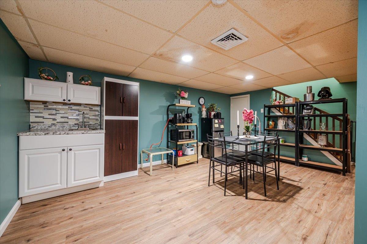 1550 6 Street, West Babylon, New York image 17