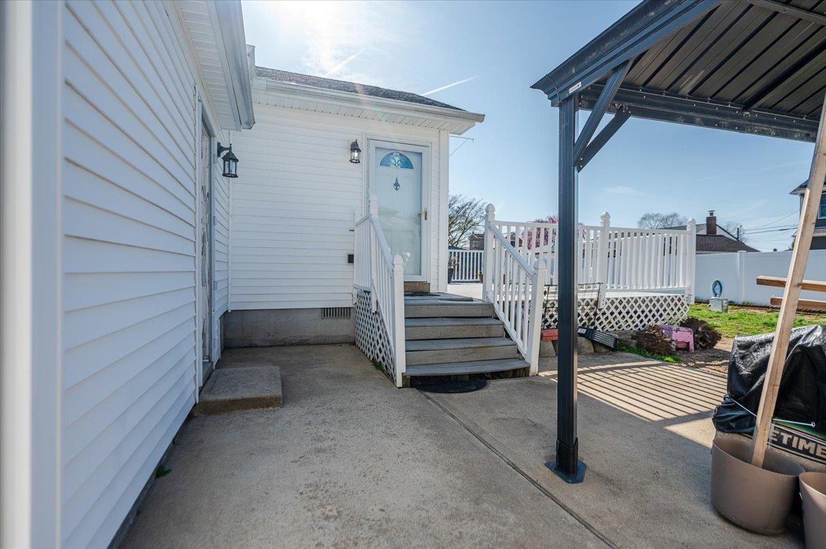 1550 6 Street, West Babylon, New York image 22