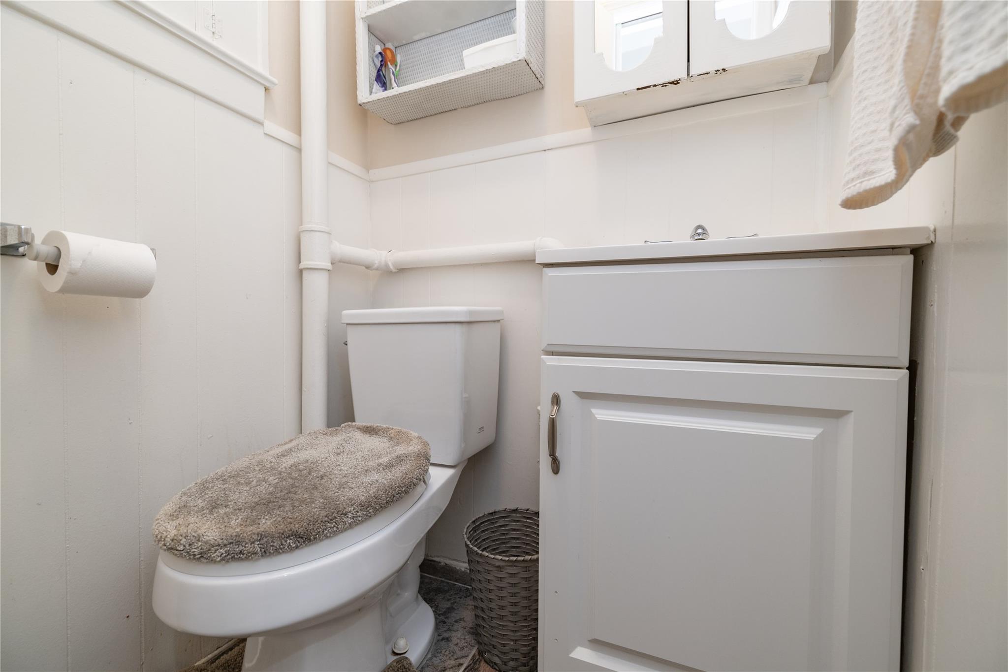 21 Cumberland Street, Rockville Centre, New York image 13