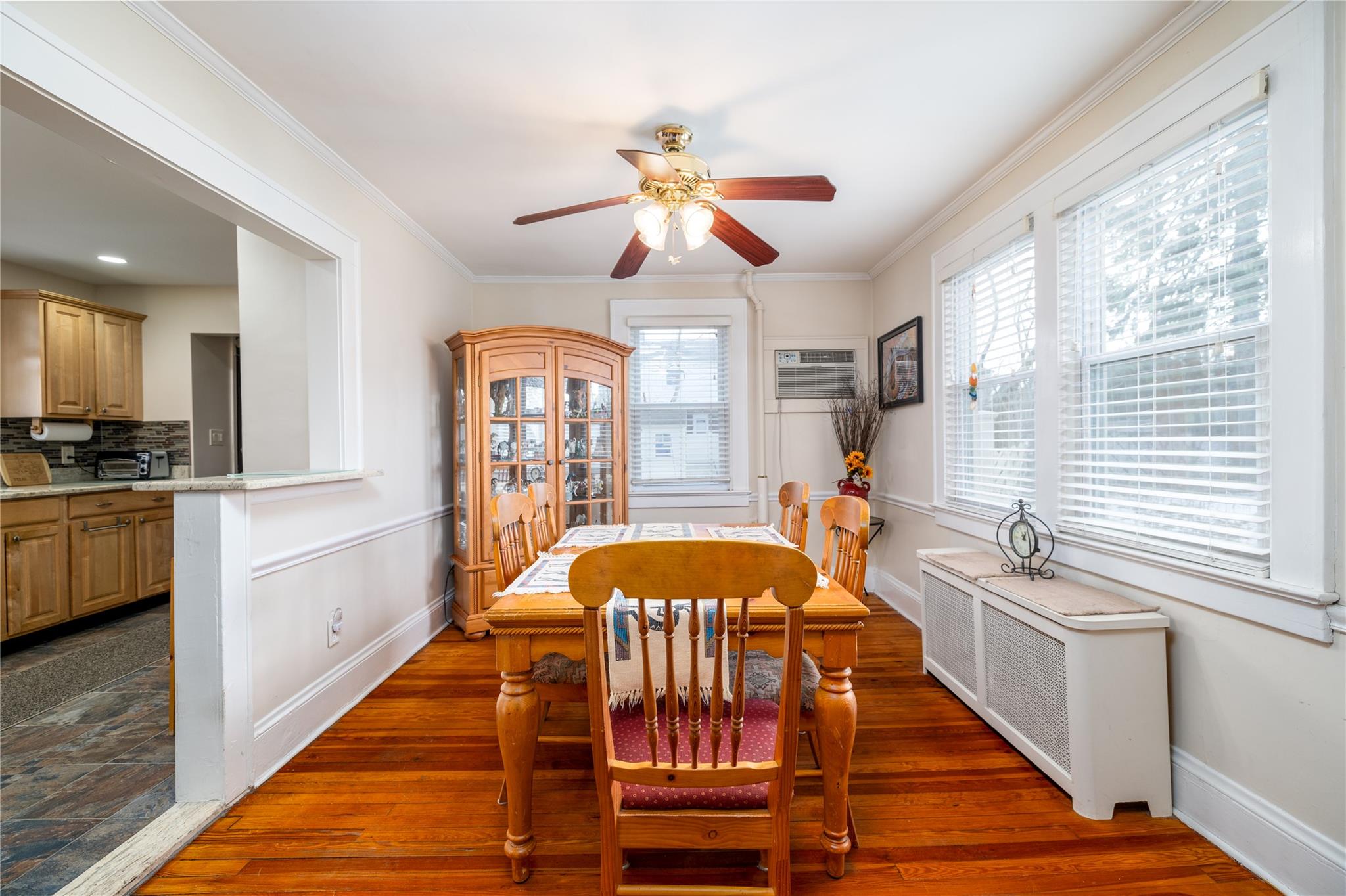 21 Cumberland Street, Rockville Centre, New York image 8