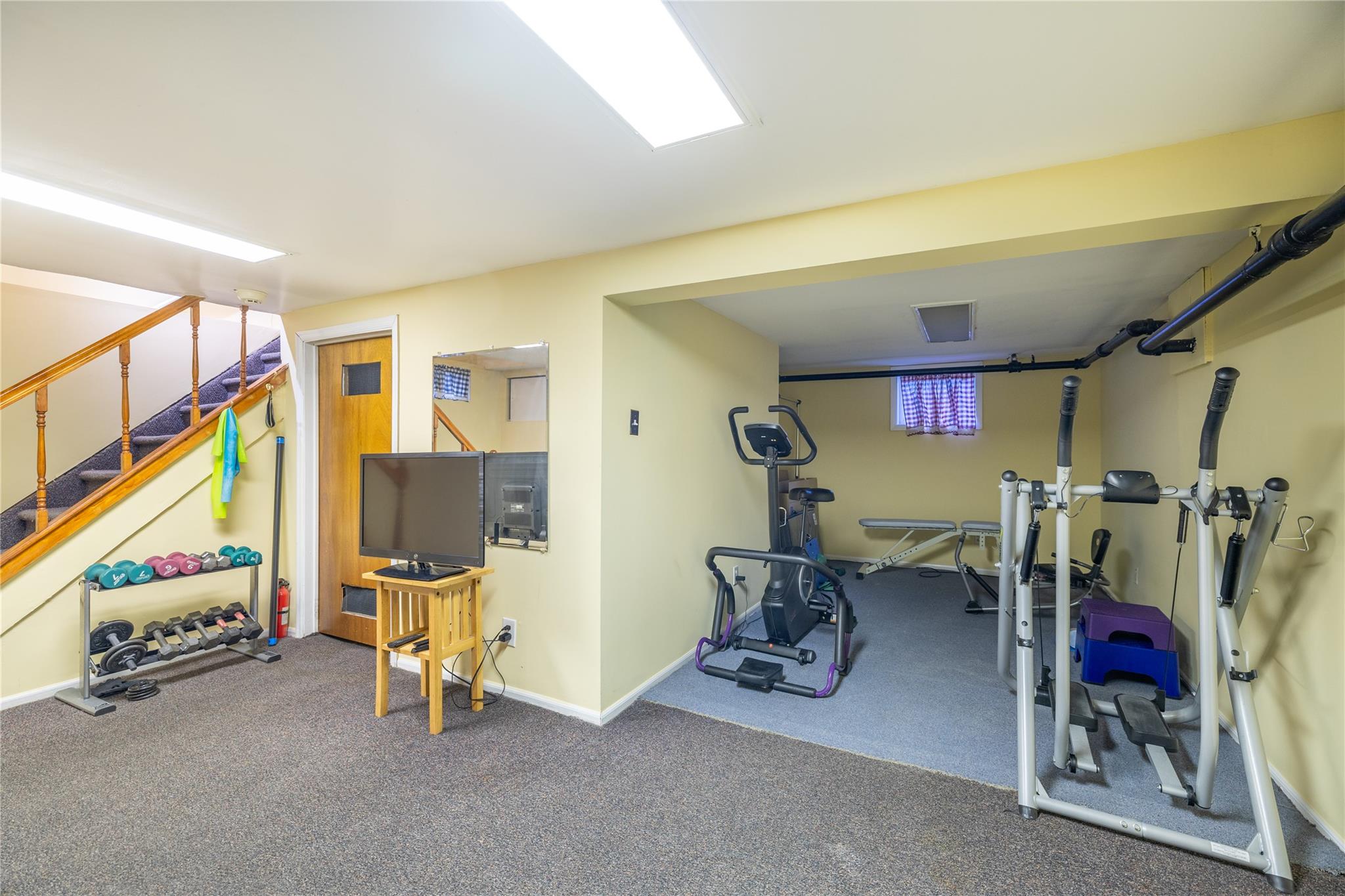 21 Cumberland Street, Rockville Centre, New York image 15