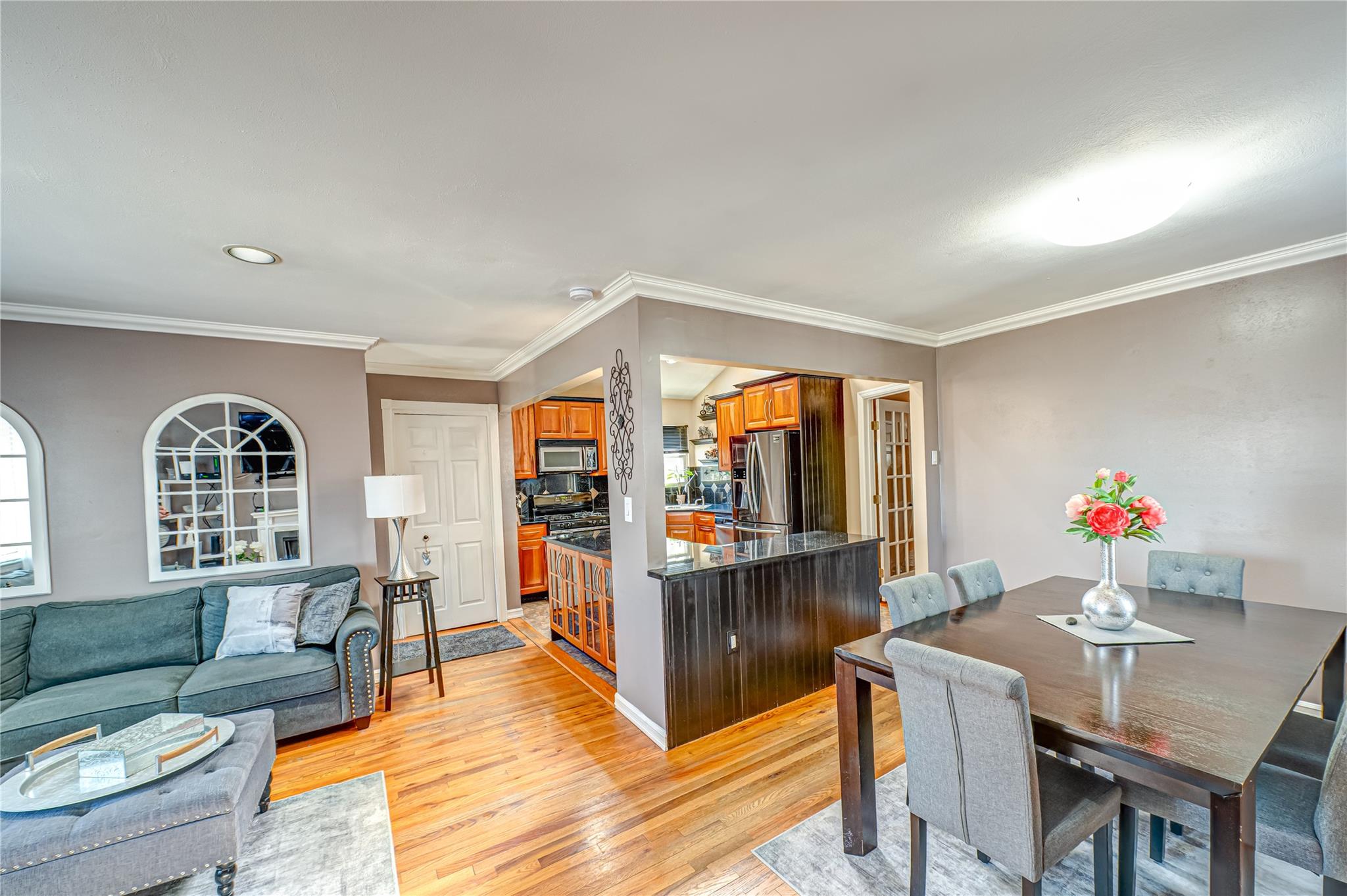 2892 Wilson Avenue, Bellmore, New York image 9