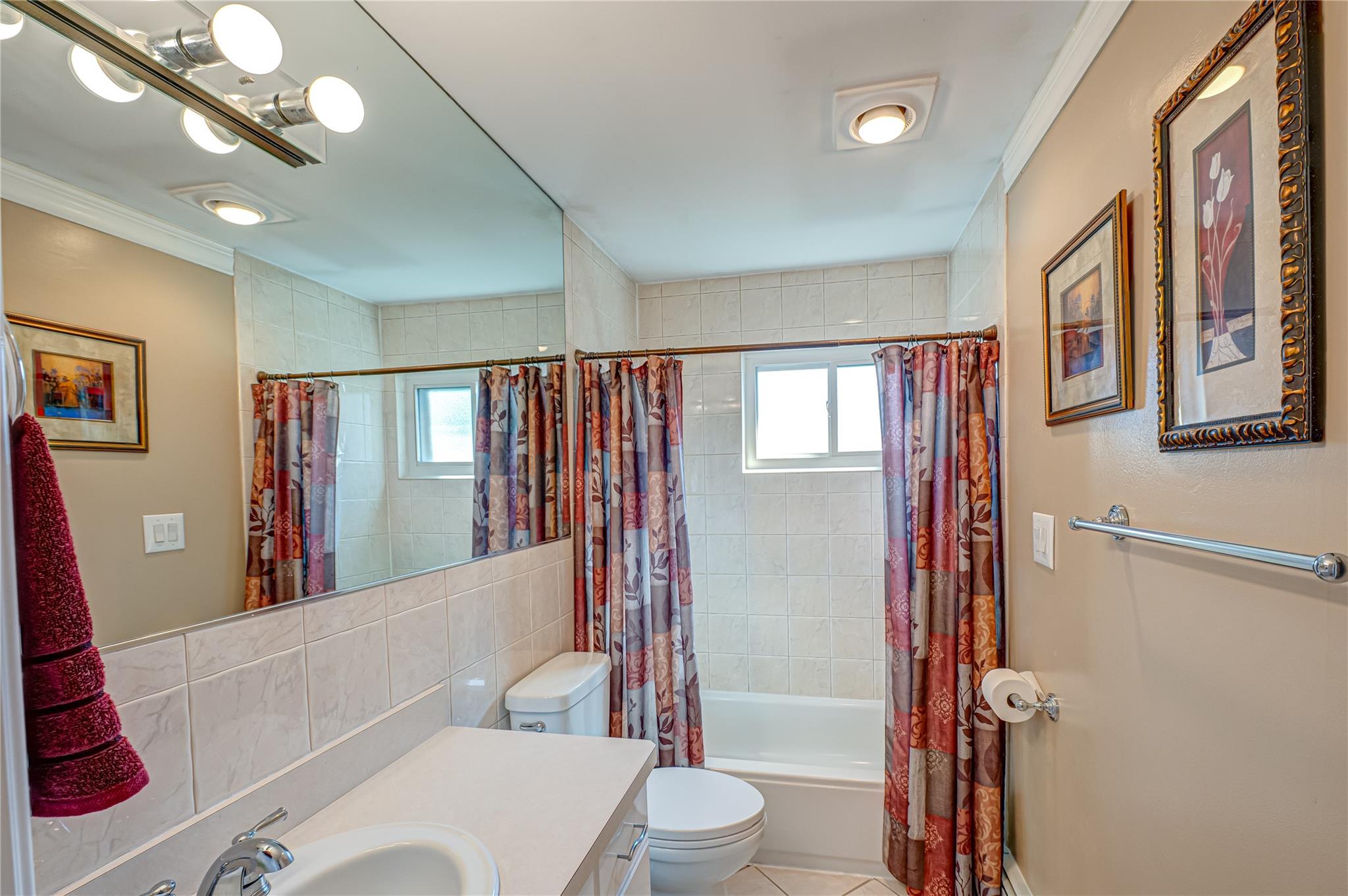 2892 Wilson Avenue, Bellmore, New York image 32