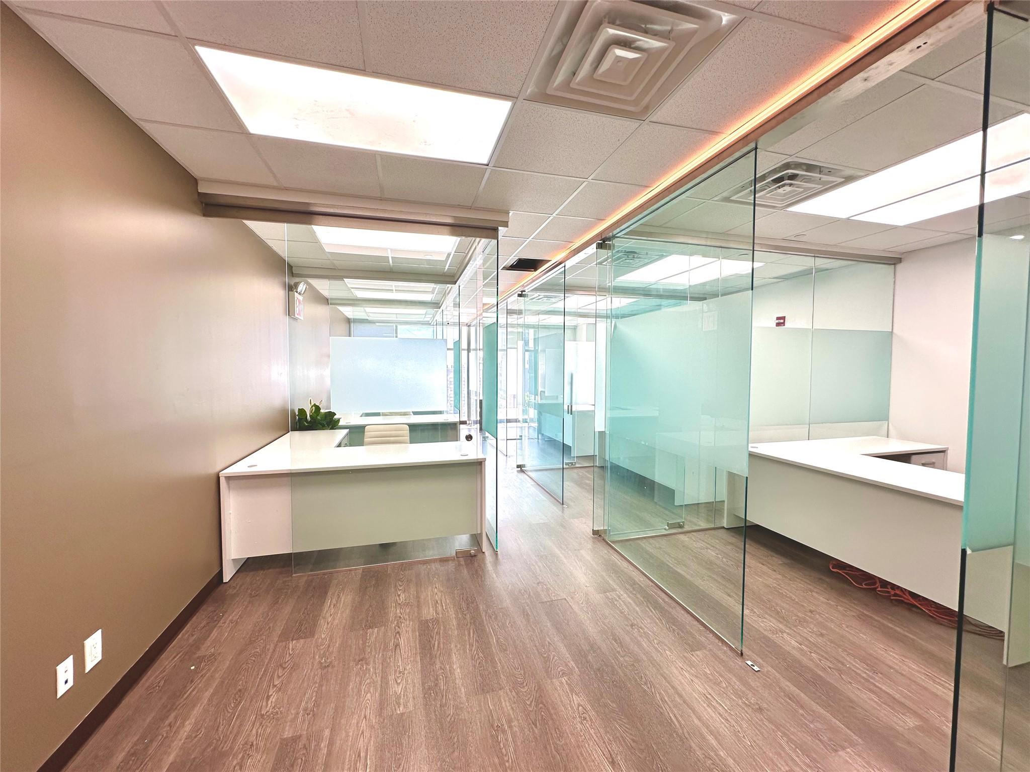 136-68 Roosevelt Avenue 5B