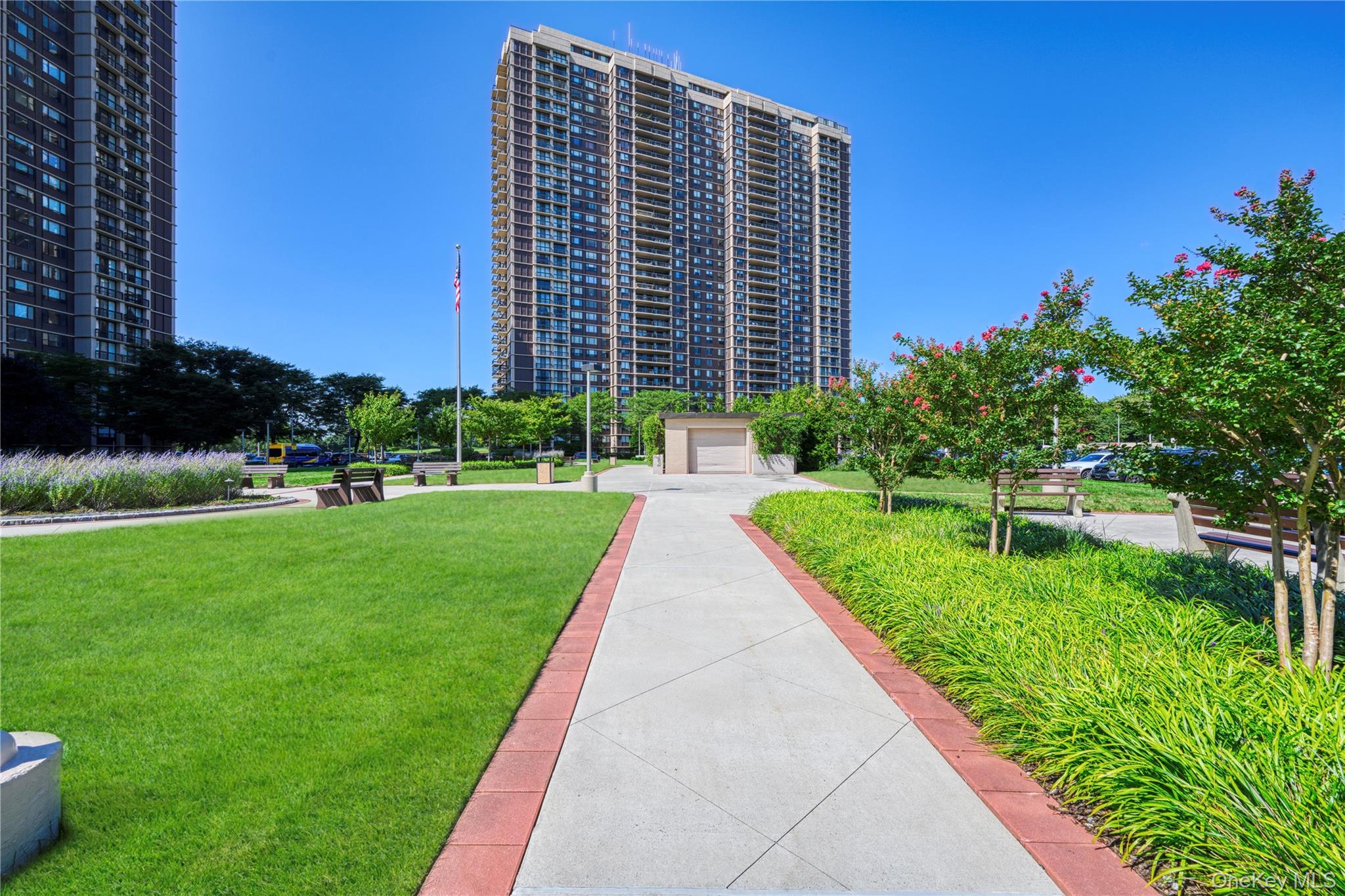 269-10 Grand Central Parkway 30N