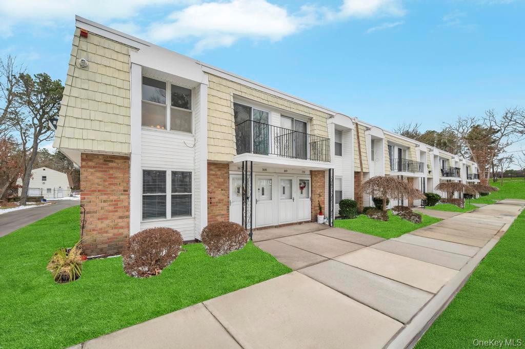 85 Rocky Point Yaphank Road 168