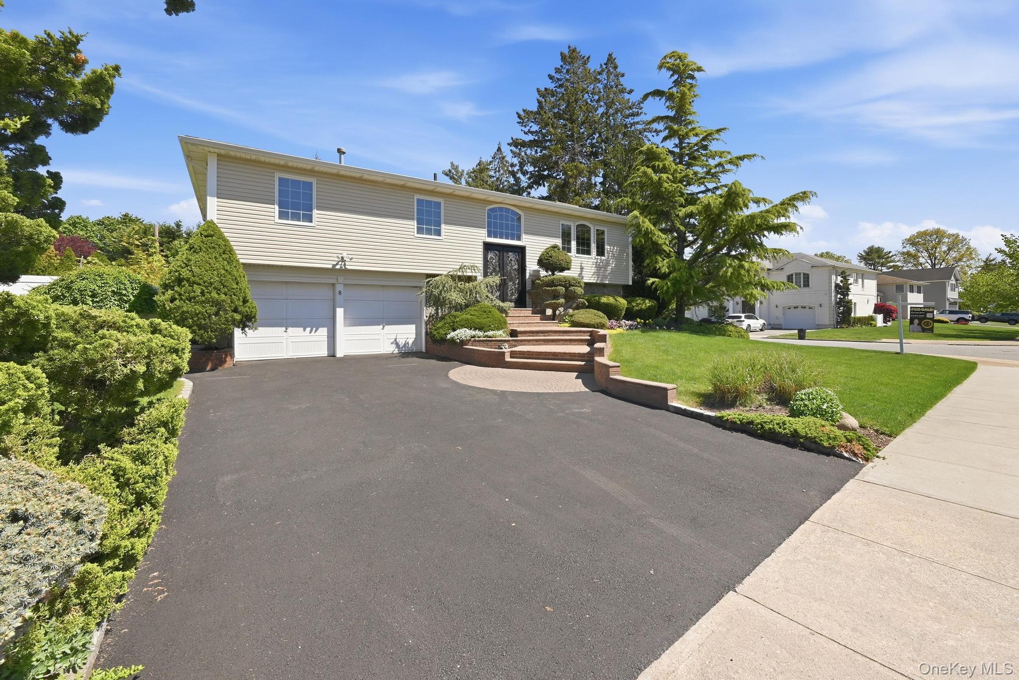 8 Herkimer Avenue