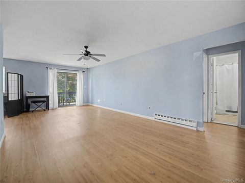 Condo For Sale - 25 Village Park Drive #2F<br/> Fishkill, NY 12524