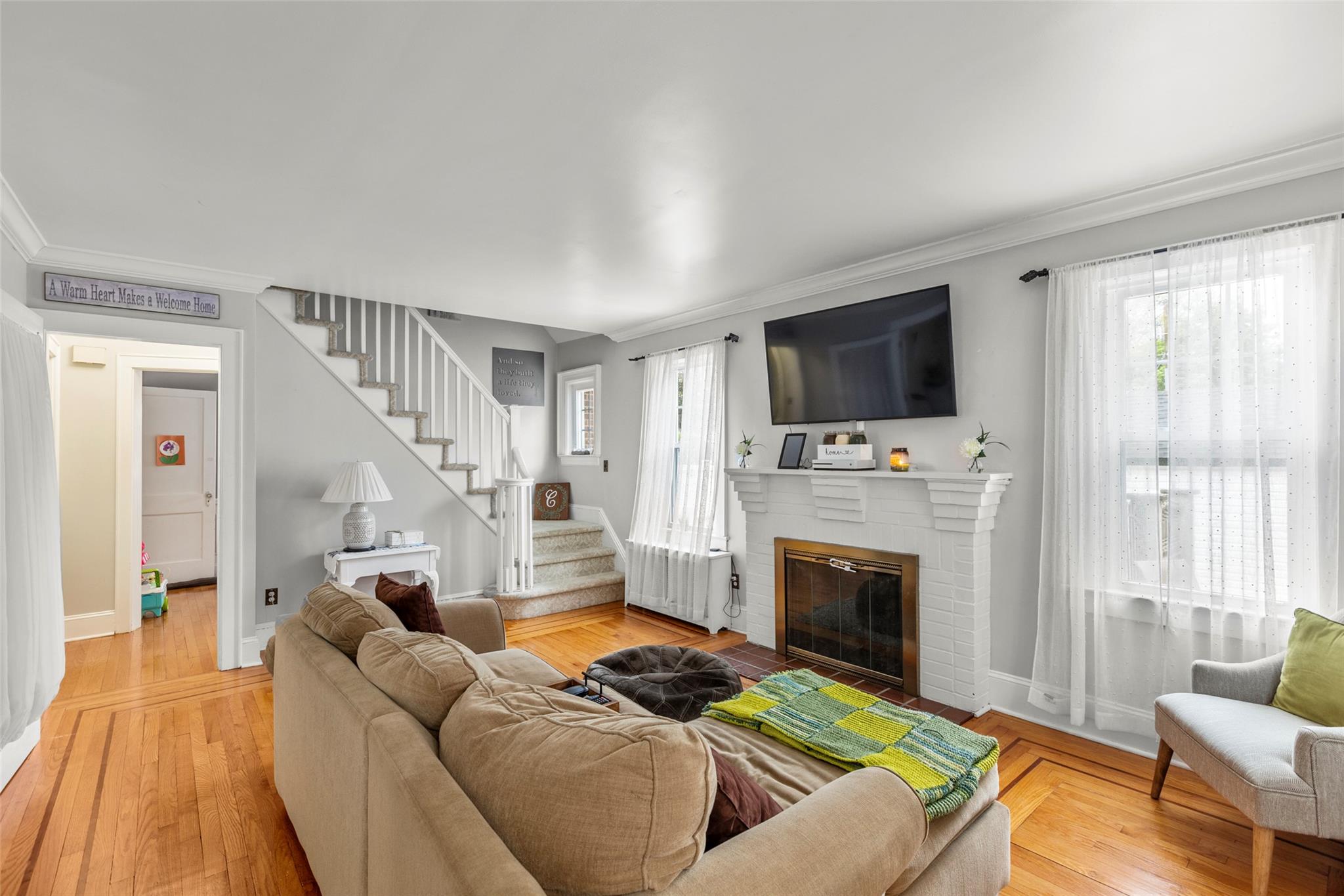 14 Kelly Court, Kings Park, New York image 8