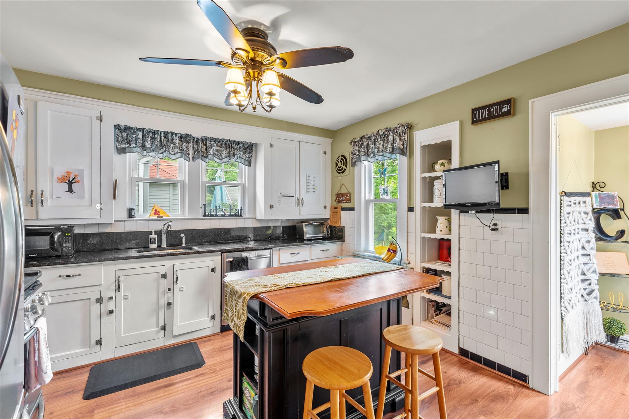 14 Kelly Court, Kings Park, New York image 16
