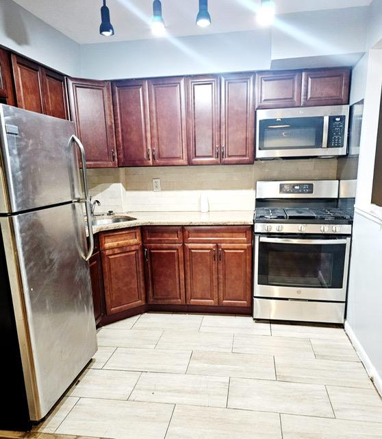 Rental Property at Marolla Place, Bronx, New York - Bedrooms: 3 
Bathrooms: 1  - $3,800 MO.